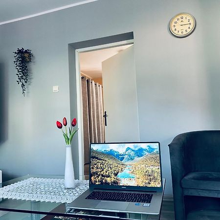 Pod Debem Apartment Jugow Bagian luar foto