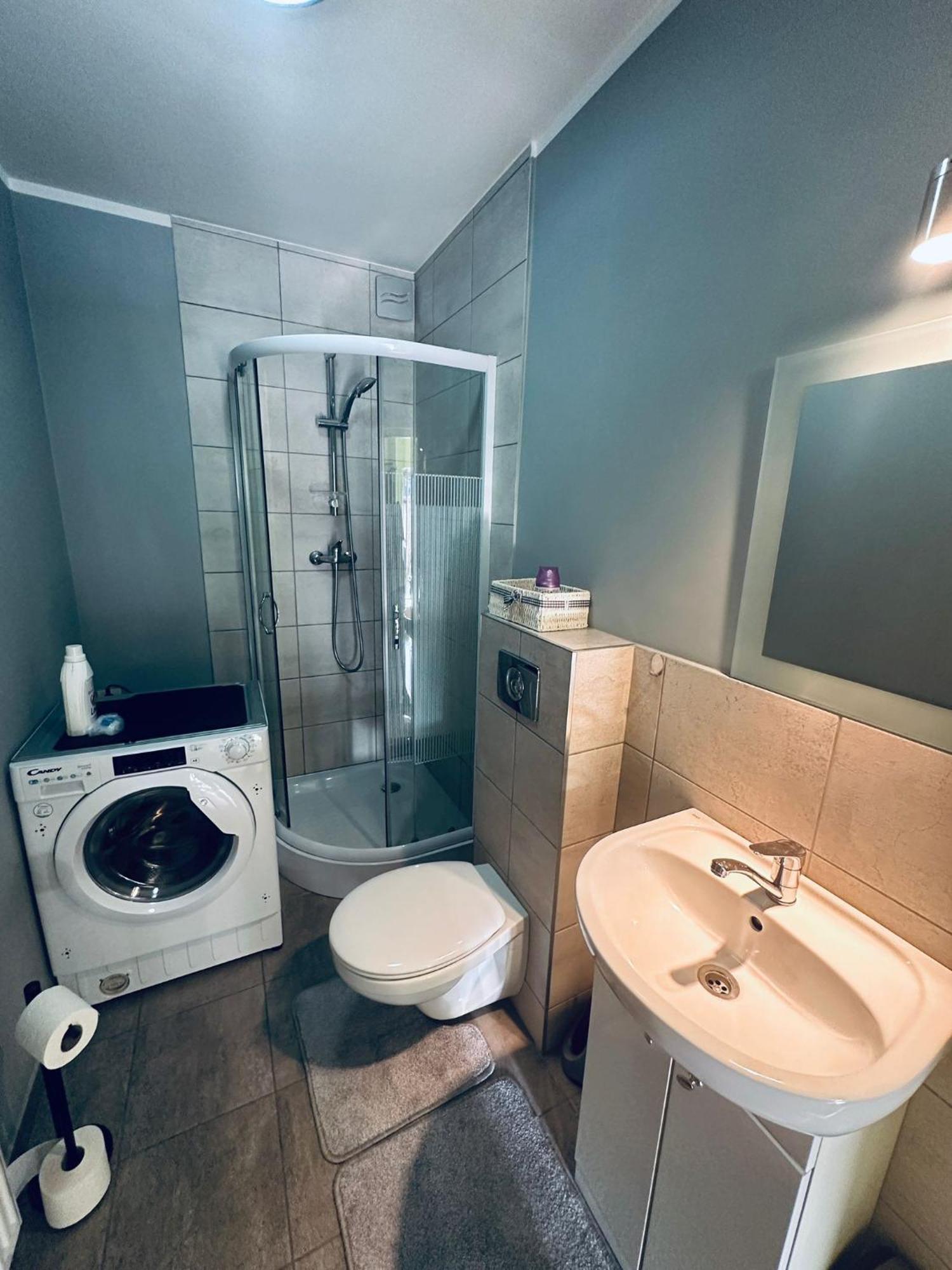 Pod Debem Apartment Jugow Bagian luar foto